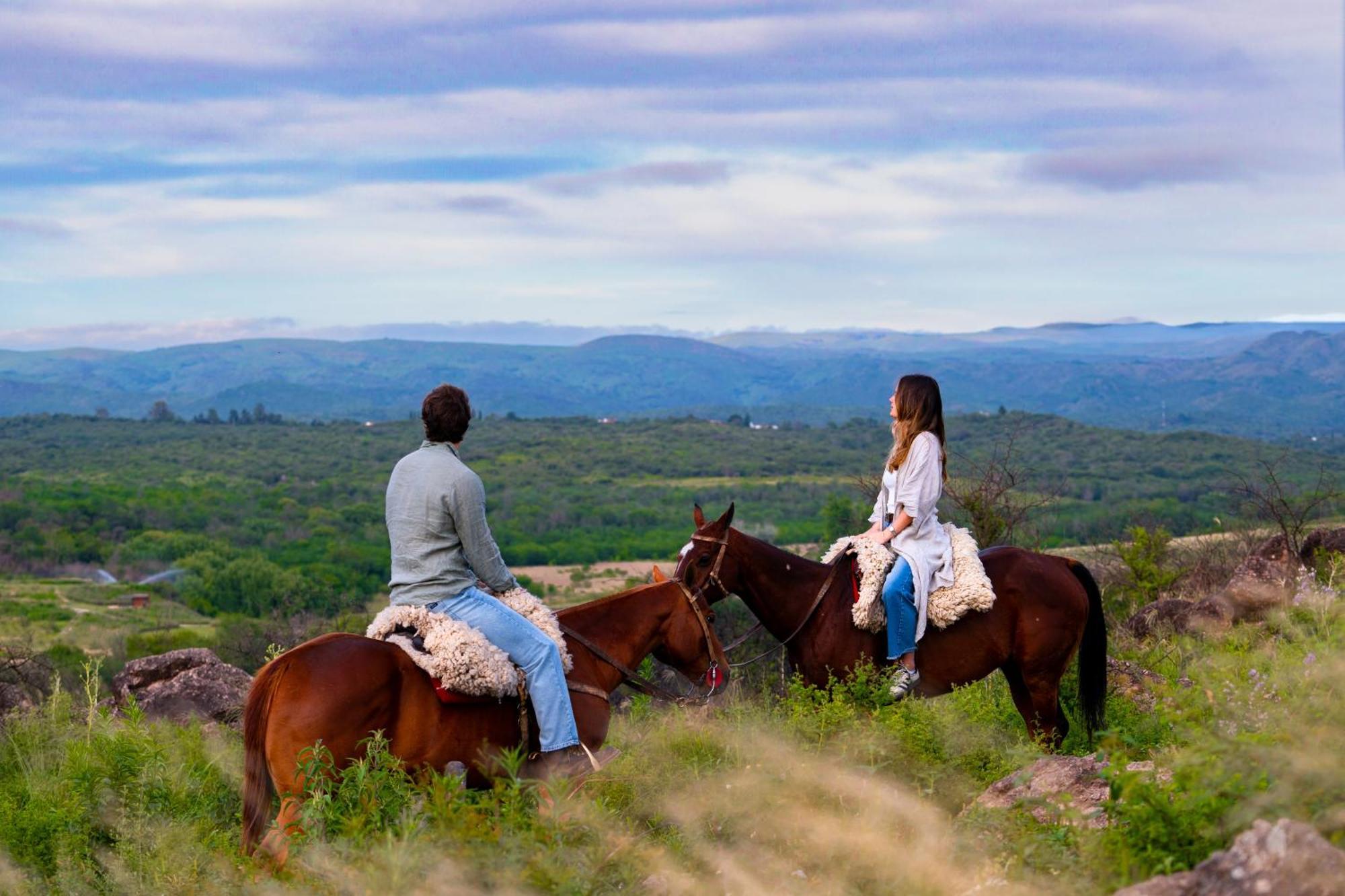 Estancia La Paz Hotel コルドバ エクステリア 写真